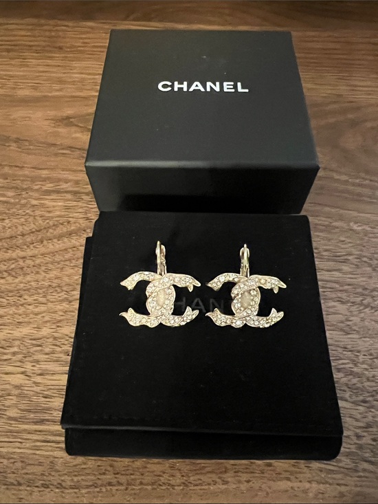 CHANEL Jewelry - CHANEL Gold Crystal CC Drop Earrings